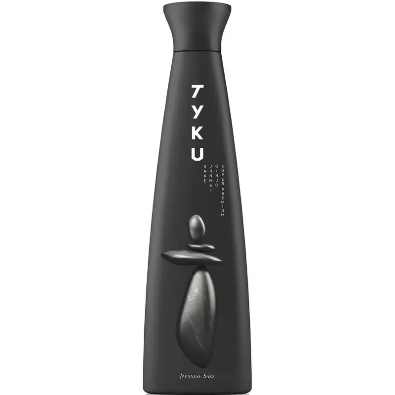 TyKu Junmai Ginjo Sake 720ML