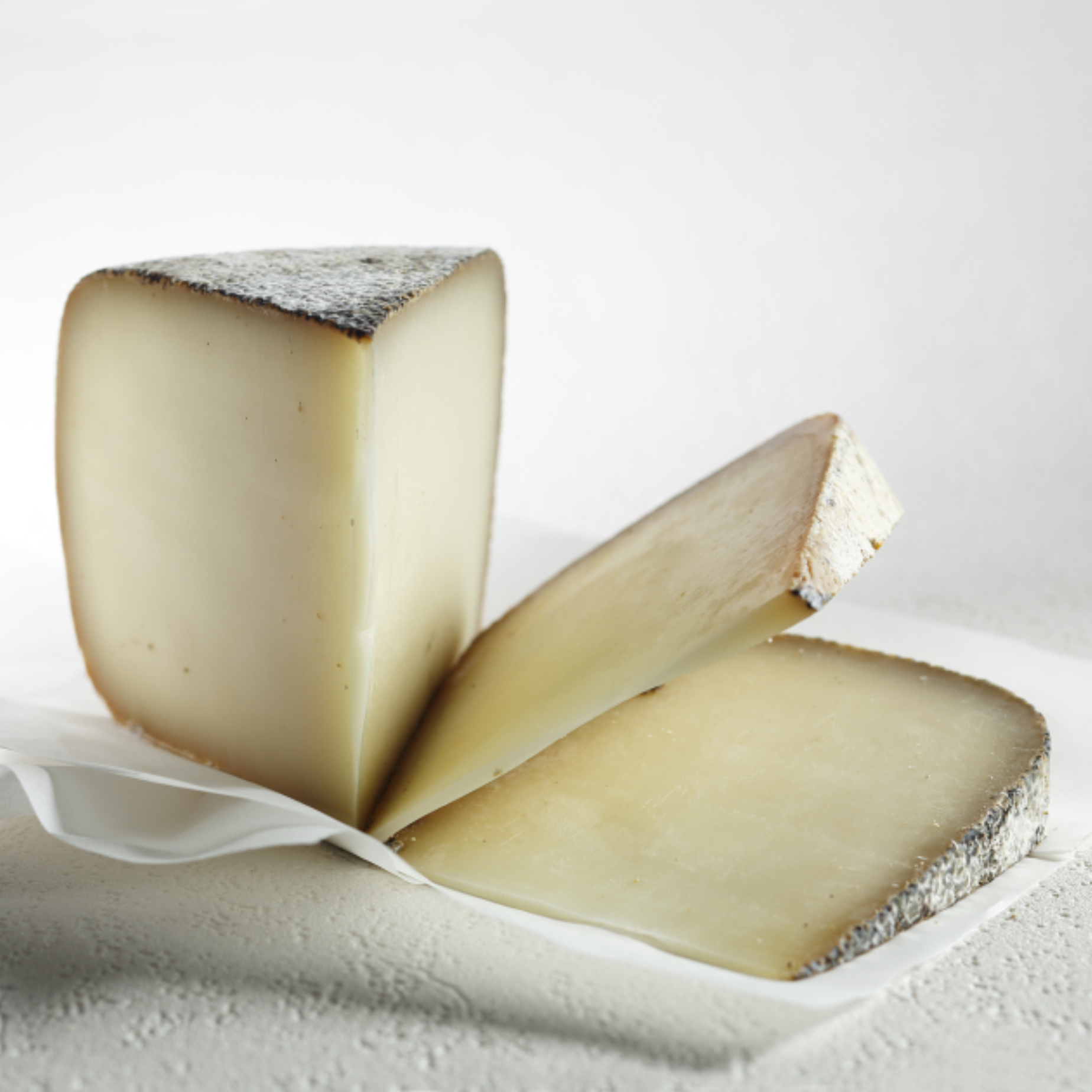 Abbaye de Belloc, sheep's milk, Puy-de-Dme, France, 0.5lb/Cut